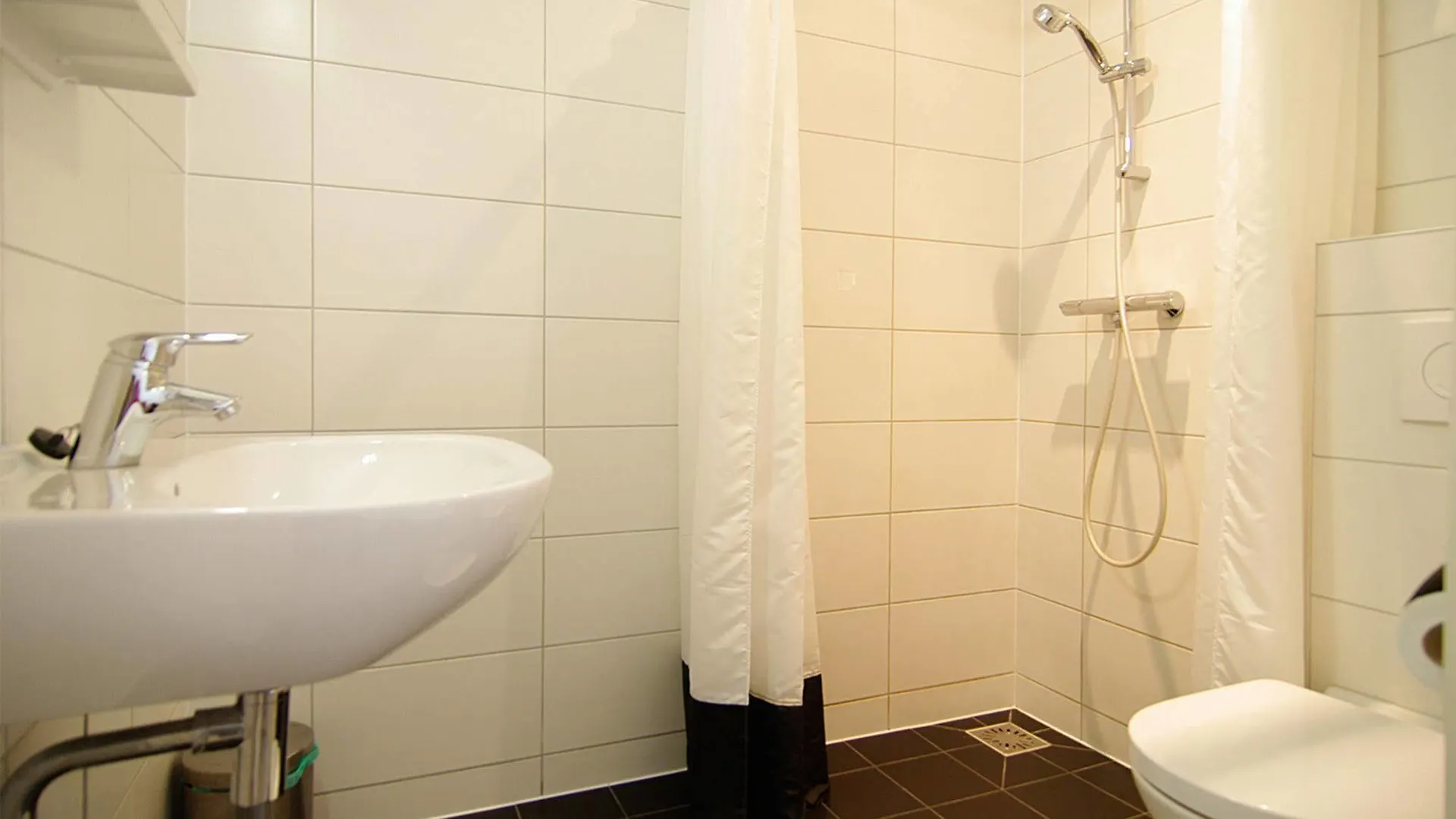 Weber Hotel 117 2*, Amsterdam