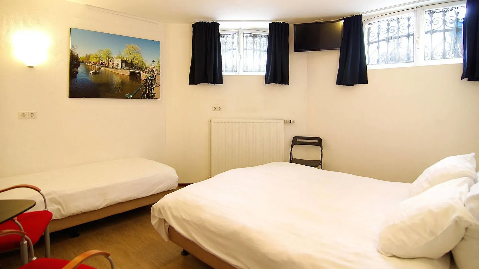 Weber Hotel 117 Netherlands